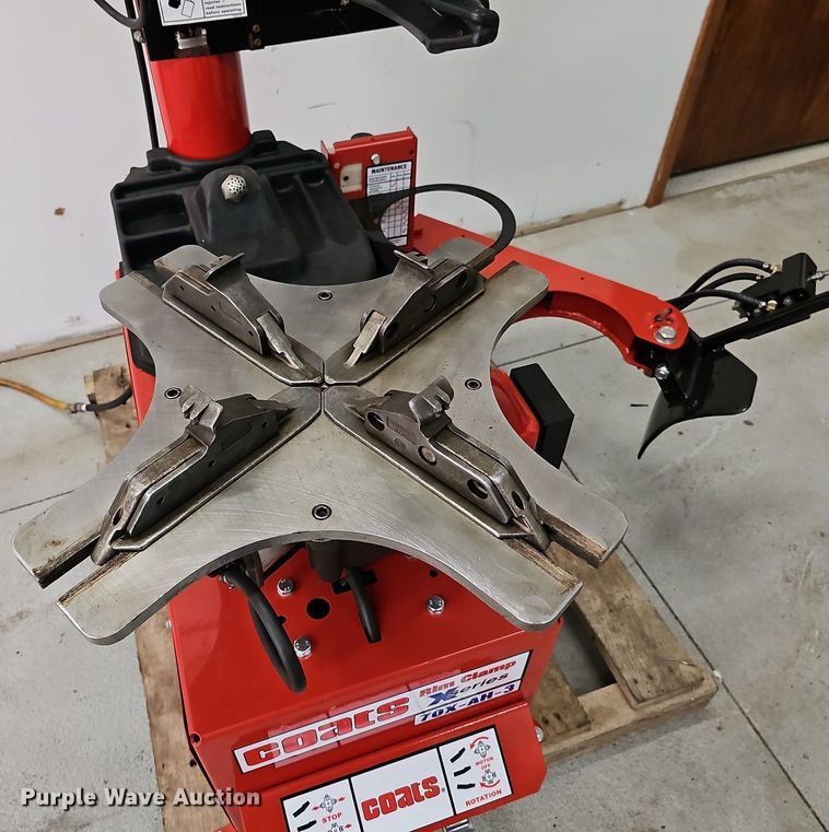 image for item DP0831 Coats 70X-AH-3 rim clamp tire machine