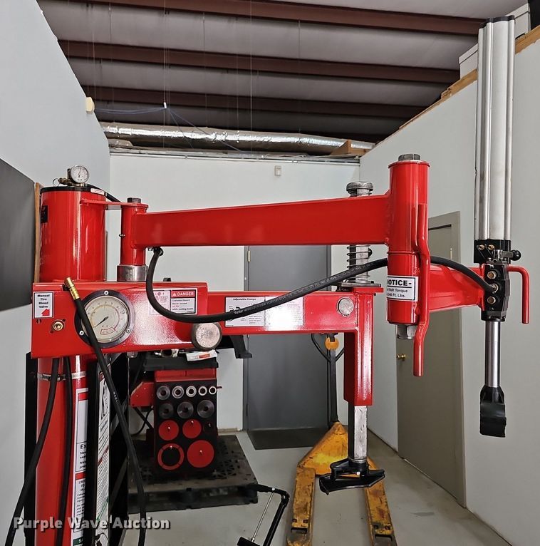 image for item DP0831 Coats 70X-AH-3 rim clamp tire machine