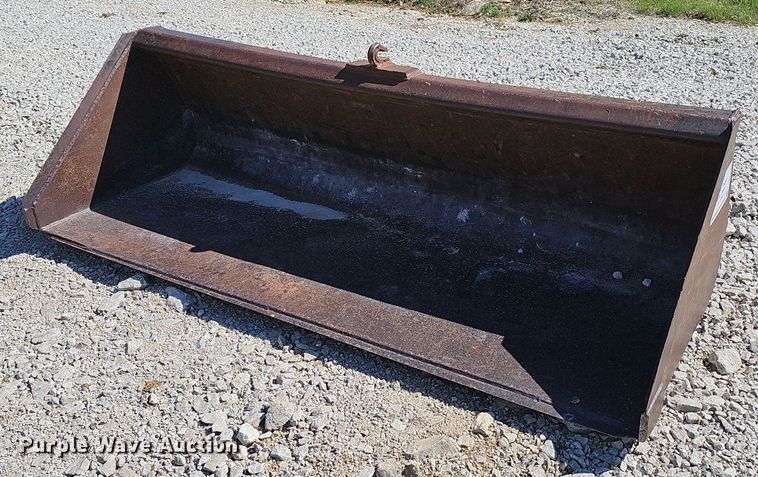 image for item DP0840 Skid steer bucket