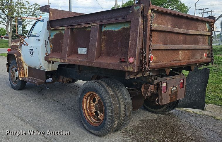 image for item DP0847 1974 GMC 6000 dump truck