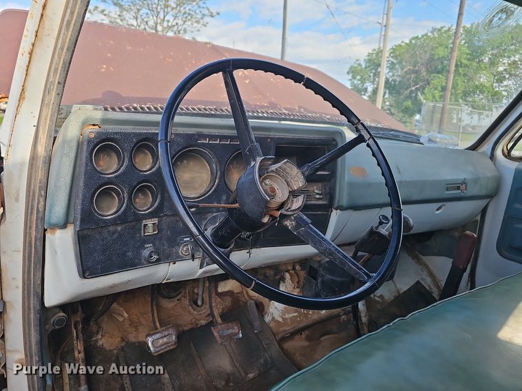 image for item DP0847 1974 GMC 6000 dump truck
