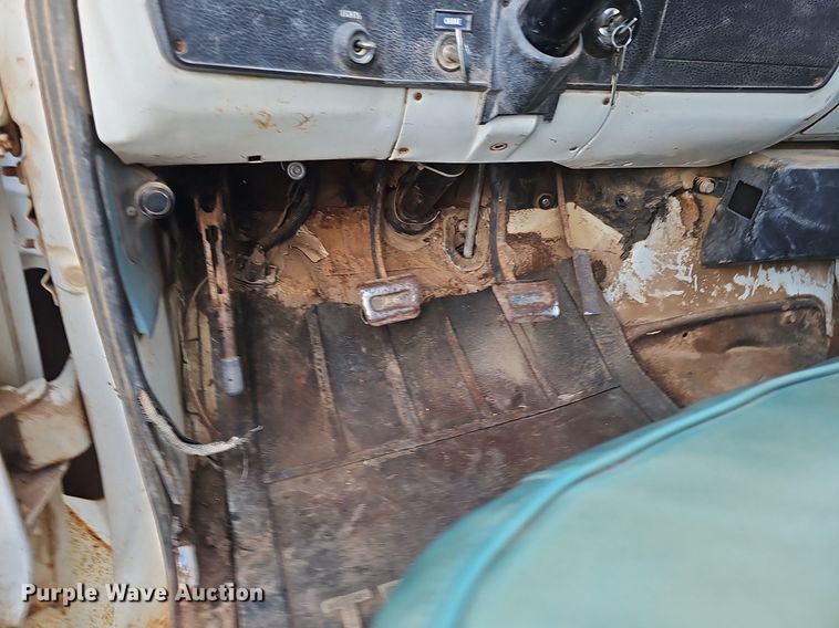 image for item DP0847 1974 GMC 6000 dump truck