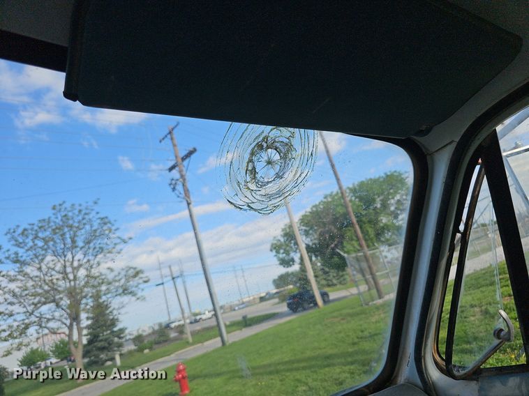 image for item DP0847 1974 GMC 6000 dump truck