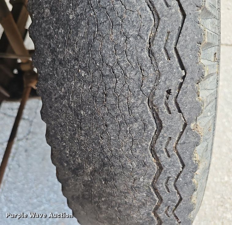 image for item DP0847 1974 GMC 6000 dump truck