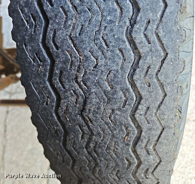 image for item DP0847 1974 GMC 6000 dump truck