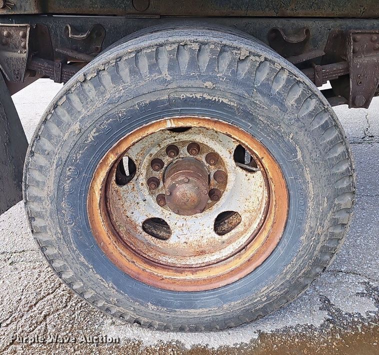 image for item DP0847 1974 GMC 6000 dump truck