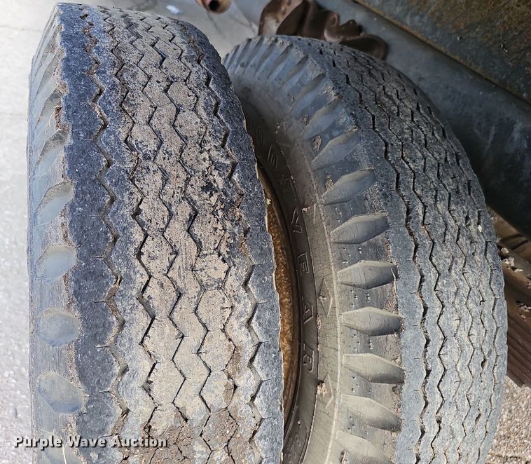 image for item DP0847 1974 GMC 6000 dump truck