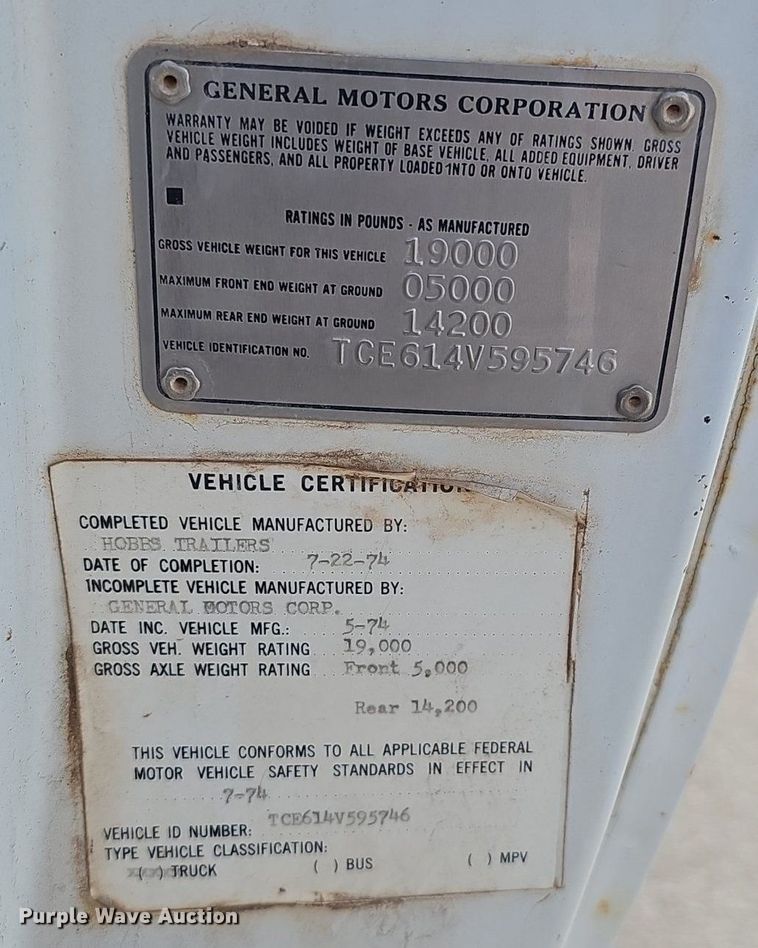 image for item DP0847 1974 GMC 6000 dump truck