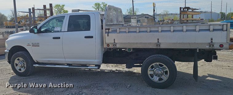 image for item DP0853 2015 Dodge Ram 2500HD Crew Cab flatbed pickup truck