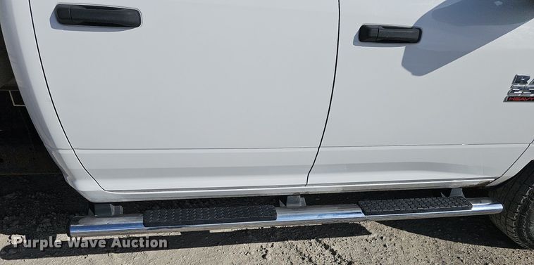 image for item DP0853 2015 Dodge Ram 2500HD Crew Cab flatbed pickup truck
