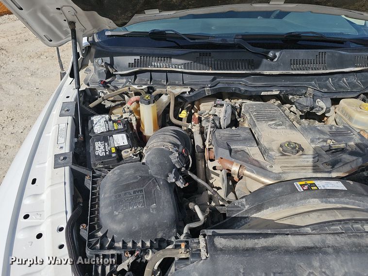 image for item DP0853 2015 Dodge Ram 2500HD Crew Cab flatbed pickup truck