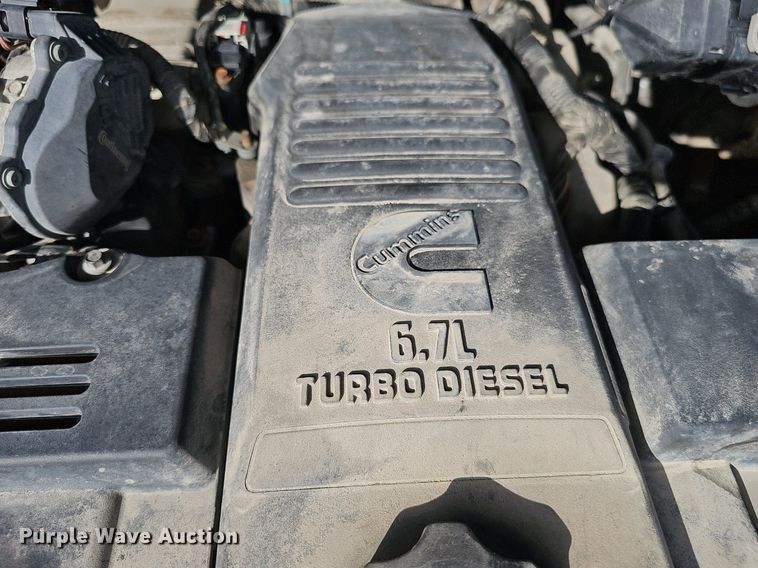 image for item DP0853 2015 Dodge Ram 2500HD Crew Cab flatbed pickup truck