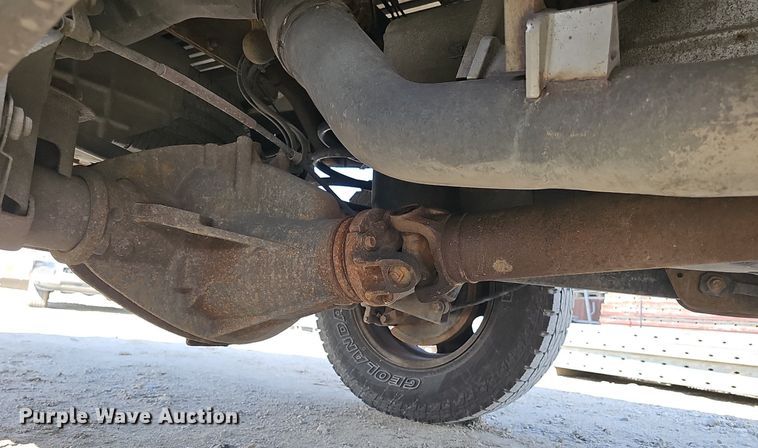 image for item DP0853 2015 Dodge Ram 2500HD Crew Cab flatbed pickup truck