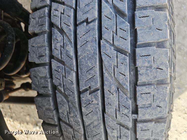 image for item DP0853 2015 Dodge Ram 2500HD Crew Cab flatbed pickup truck