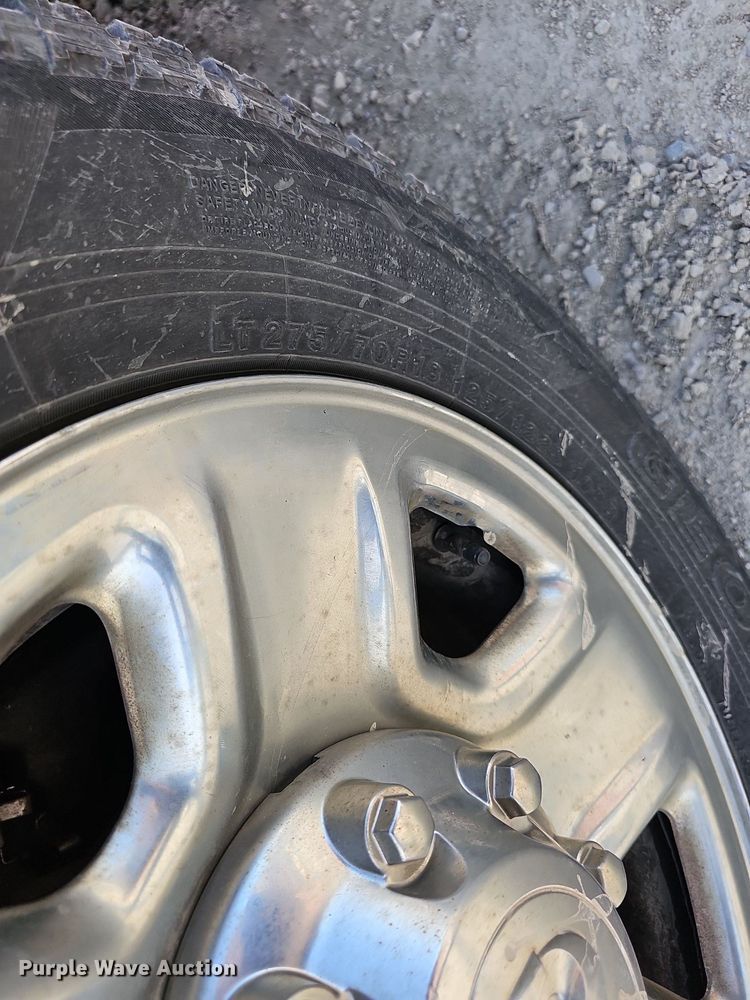 image for item DP0853 2015 Dodge Ram 2500HD Crew Cab flatbed pickup truck