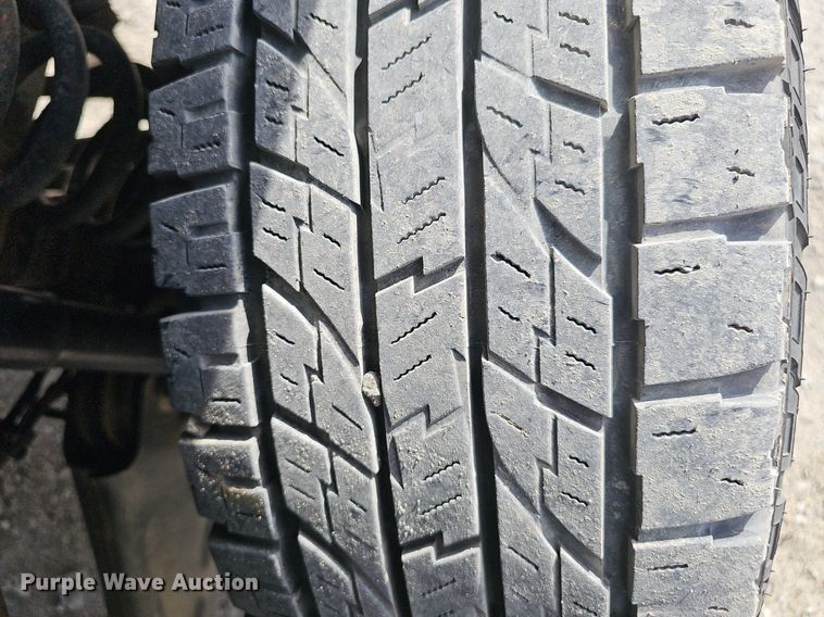 image for item DP0853 2015 Dodge Ram 2500HD Crew Cab flatbed pickup truck