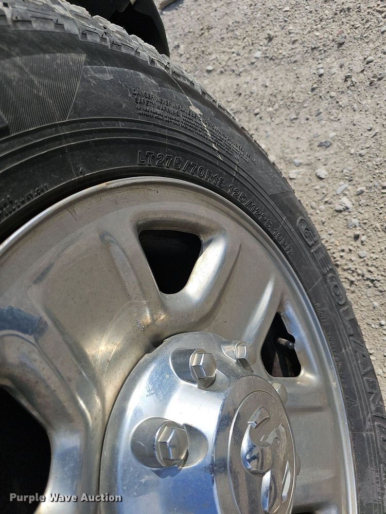 image for item DP0853 2015 Dodge Ram 2500HD Crew Cab flatbed pickup truck