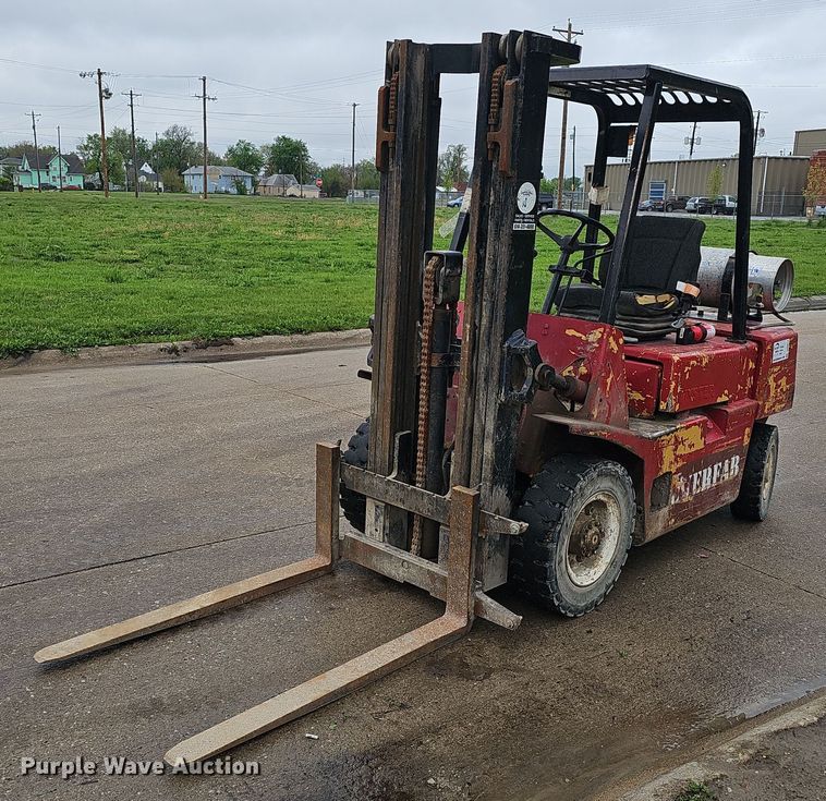 image for item DP0874 Hyster forklift