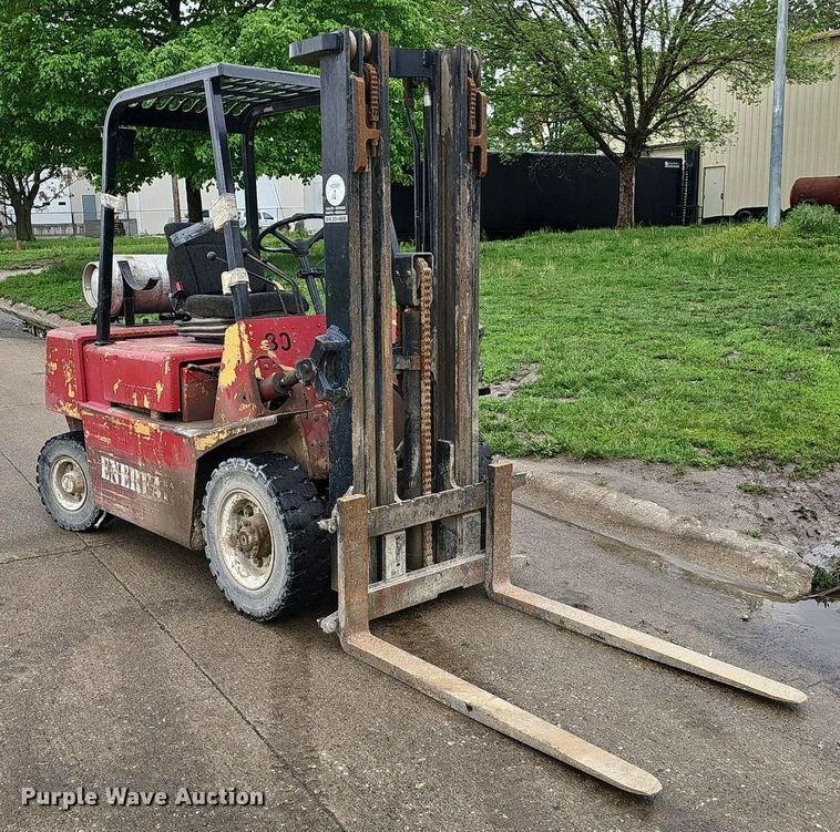 image for item DP0874 Hyster forklift