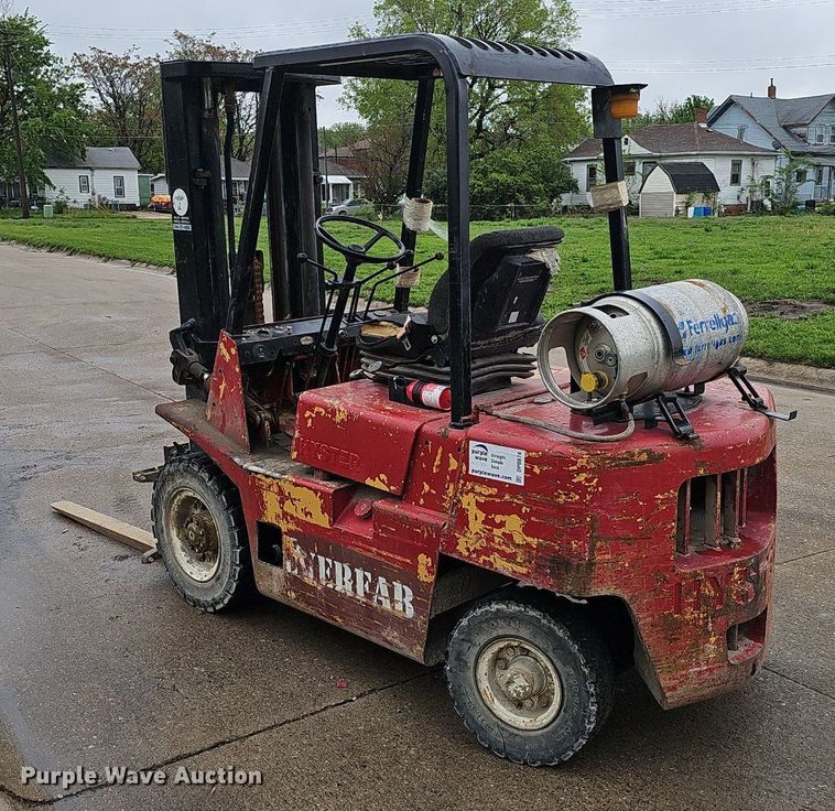 image for item DP0874 Hyster forklift