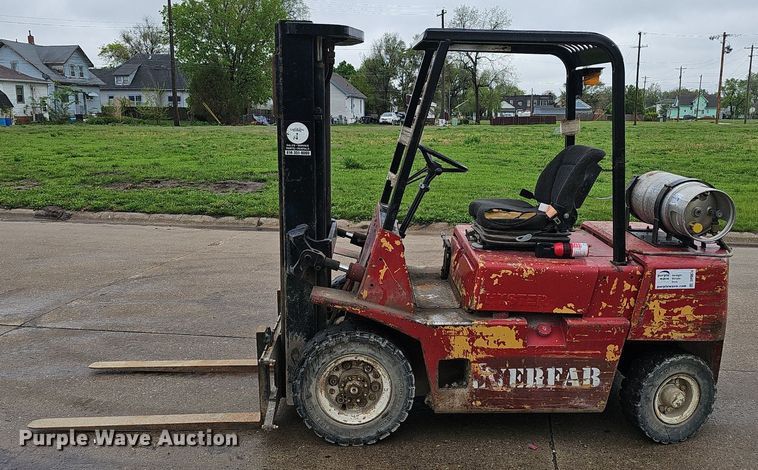 image for item DP0874 Hyster forklift