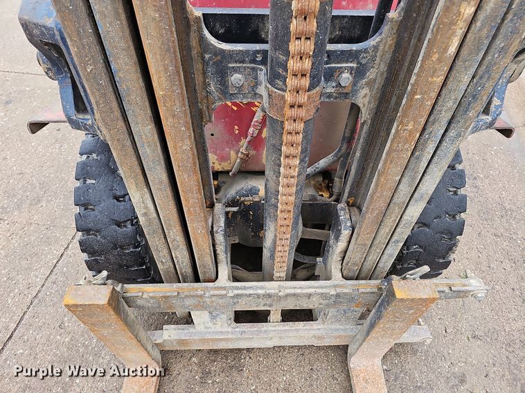 image for item DP0874 Hyster forklift