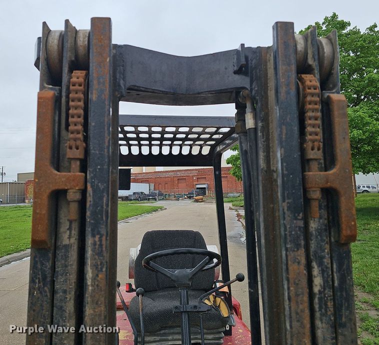 image for item DP0874 Hyster forklift