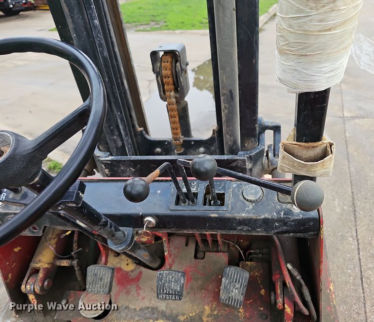 image for item DP0874 Hyster forklift