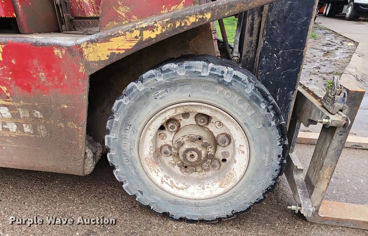 image for item DP0874 Hyster forklift