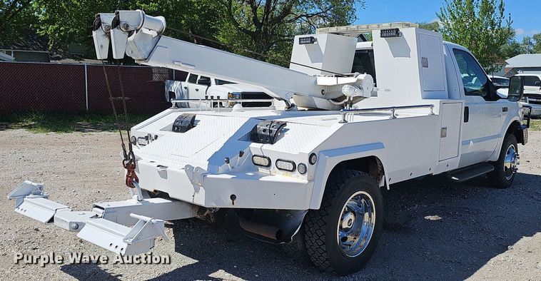 image for item DP0887 2002 Ford  F450 Super Duty XL tow truck