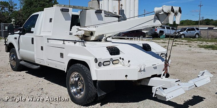 image for item DP0887 2002 Ford  F450 Super Duty XL tow truck