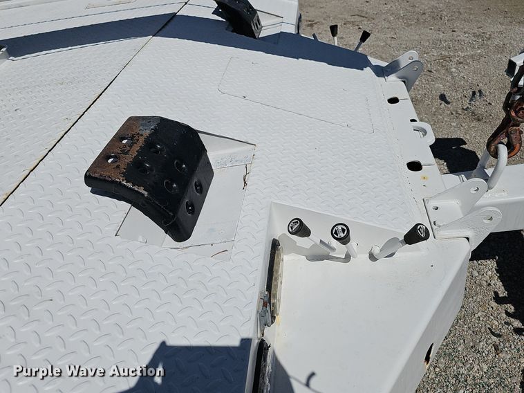 image for item DP0887 2002 Ford  F450 Super Duty XL tow truck