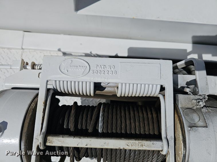 image for item DP0887 2002 Ford  F450 Super Duty XL tow truck