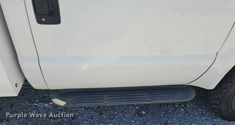 image for item DP0887 2002 Ford  F450 Super Duty XL tow truck