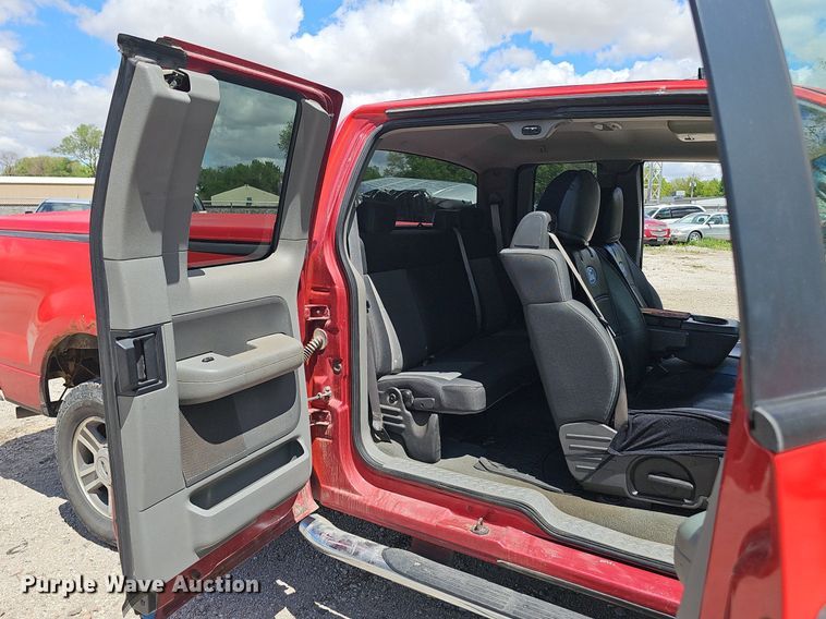 image for item DP0889 2007 Ford F150 XLT SuperCab pickup truck