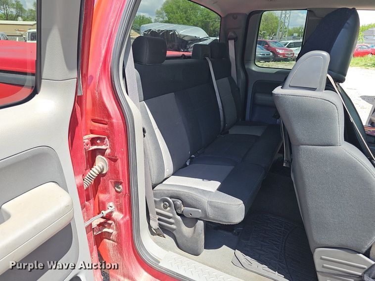 image for item DP0889 2007 Ford F150 XLT SuperCab pickup truck