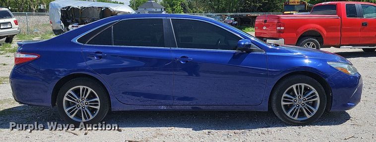 image for item DP0890 2016 Toyota  Camry SE 