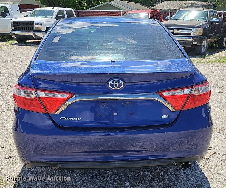 image for item DP0890 2016 Toyota  Camry SE 