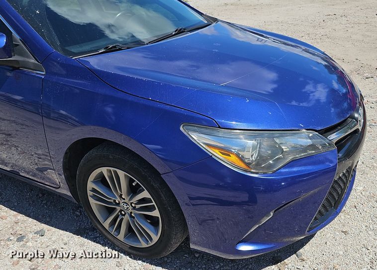 image for item DP0890 2016 Toyota  Camry SE 