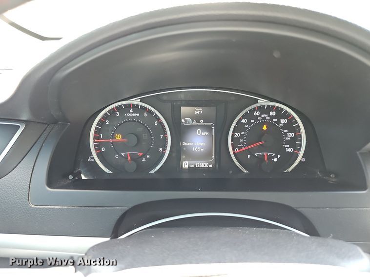 image for item DP0890 2016 Toyota  Camry SE 