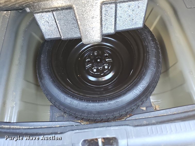 image for item DP0890 2016 Toyota  Camry SE 