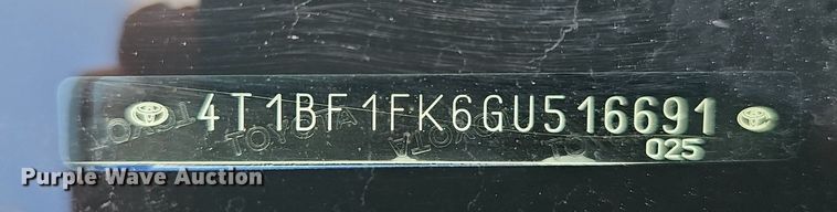 image for item DP0890 2016 Toyota  Camry SE 