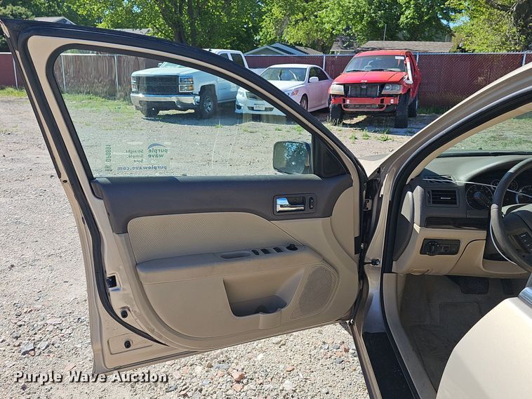 image for item DP0891 2008 Ford Fusion SEL 