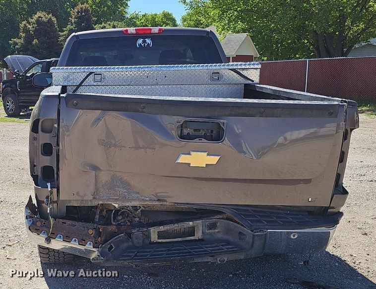 image for item DP0892 2007 Chevrolet Silverado Z71 Ext. Cab pickup truck