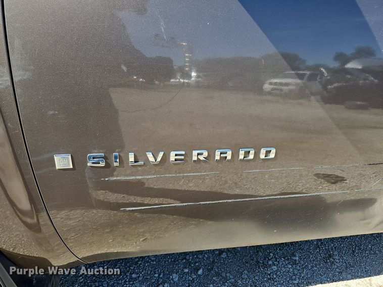 image for item DP0892 2007 Chevrolet Silverado Z71 Ext. Cab pickup truck