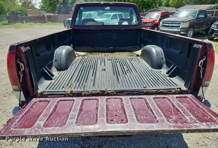 image for item DP0893 1993 Chevrolet Silverado 1500 pickup truck