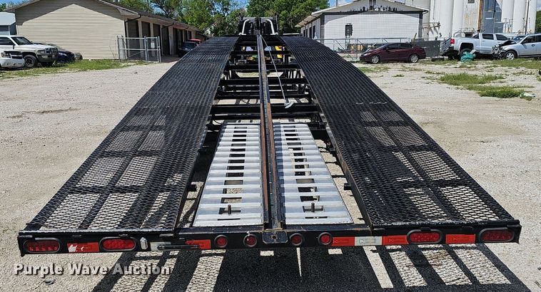 image for item DP0894 2021 Kaufman car carrier trailer