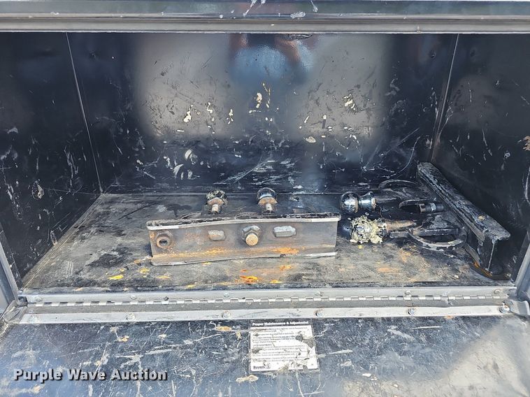 image for item DP0894 2021 Kaufman car carrier trailer