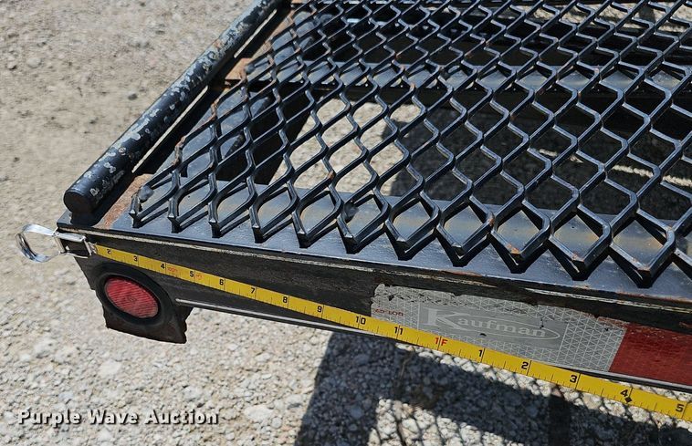 image for item DP0894 2021 Kaufman car carrier trailer