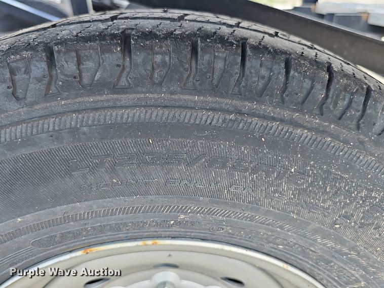 image for item DP0894 2021 Kaufman car carrier trailer